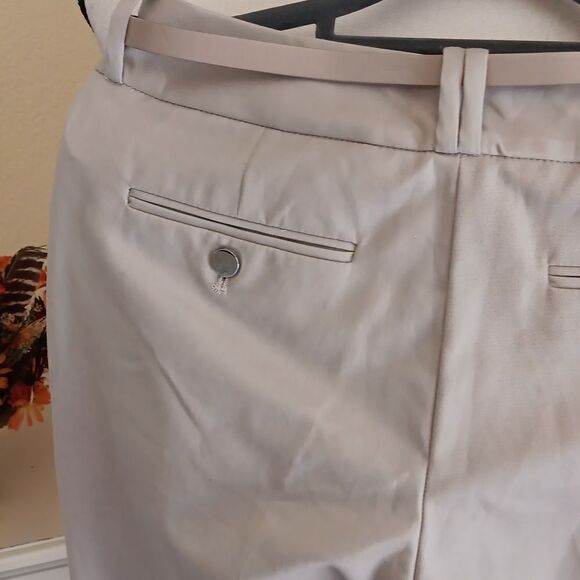 NWT Calvin Klein Essential Skinny Khaki Pants - Picture 6 of 11